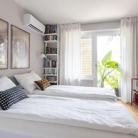 Dream Apartment - Central And Quiet With Ac And Free Parking Garage Відень Екстер'єр фото